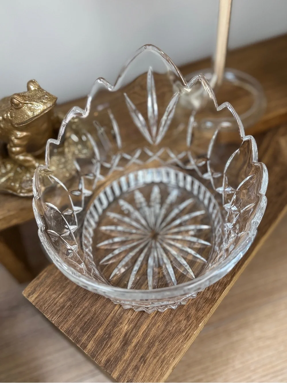 Vintage Teleflora Tiara Crown Cut Crystal Starburst Round Decorative Bowl Dish